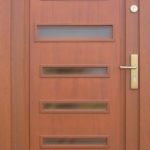 Drzwi zewnętrzne drewniane nowoczesne